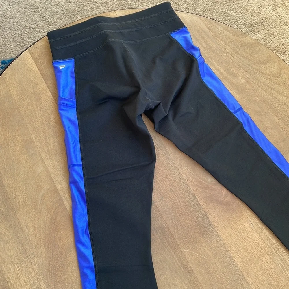 Fabletics Powerhold Black w Blue Stripe 7/8 Legging - Picture 6 of 9